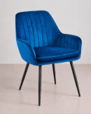 Silla de comedor azul con reposabrazos