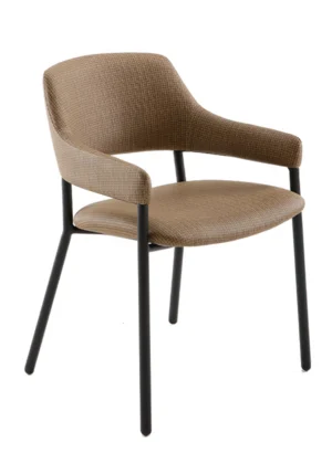 silla tapizada reposabrazos avellana