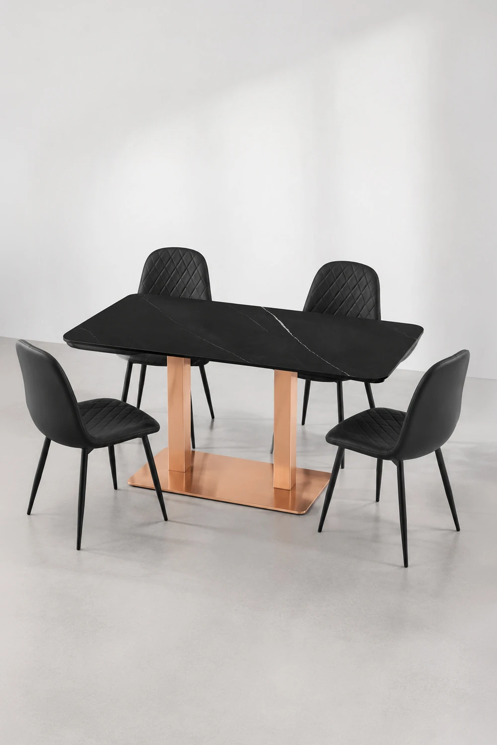 sillas y mesa rectangular marmol negro