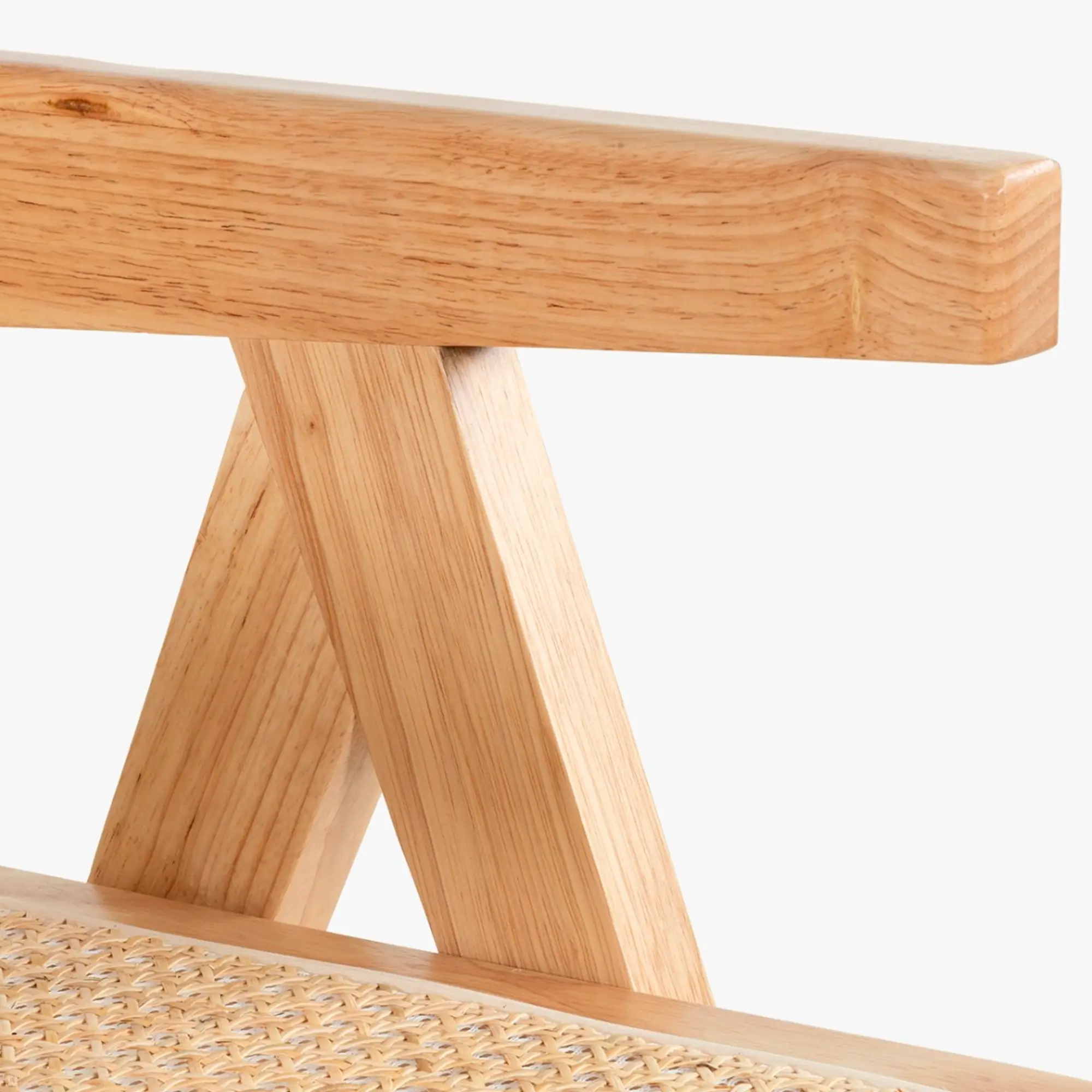 Silla Profesional de Madera y Ratán Oslo con Reposabrazos - Imagen 2