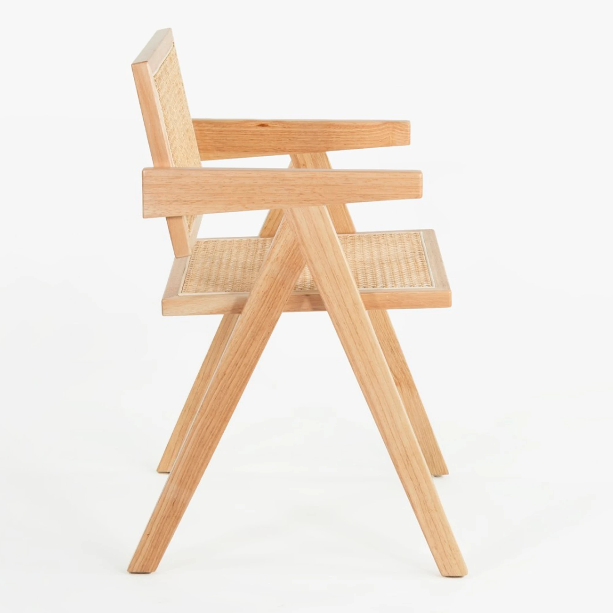 Silla Profesional de Madera y Ratán Oslo con Reposabrazos - Imagen 5