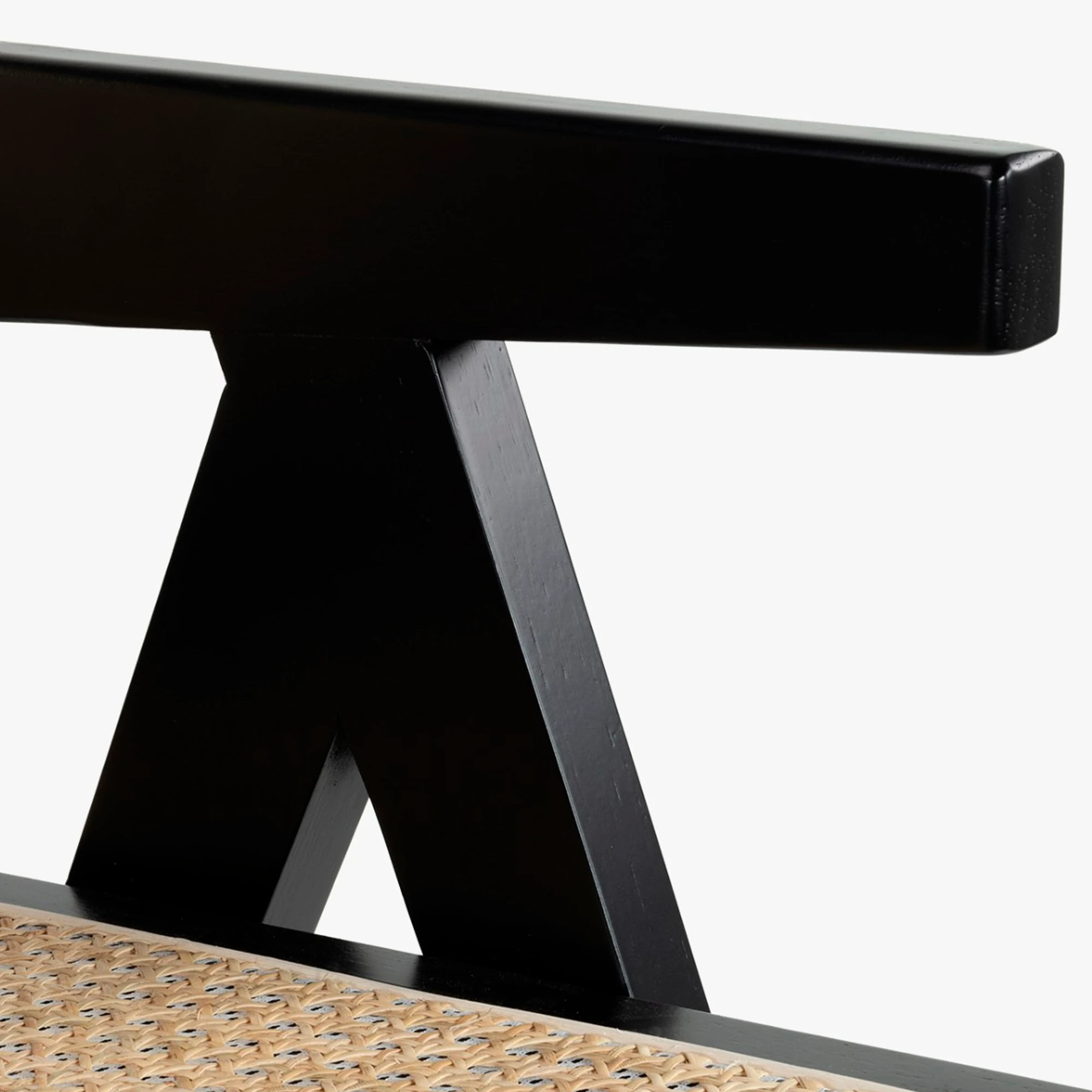 Silla Profesional de Madera y Ratán Oslo con Reposabrazos - Imagen 10