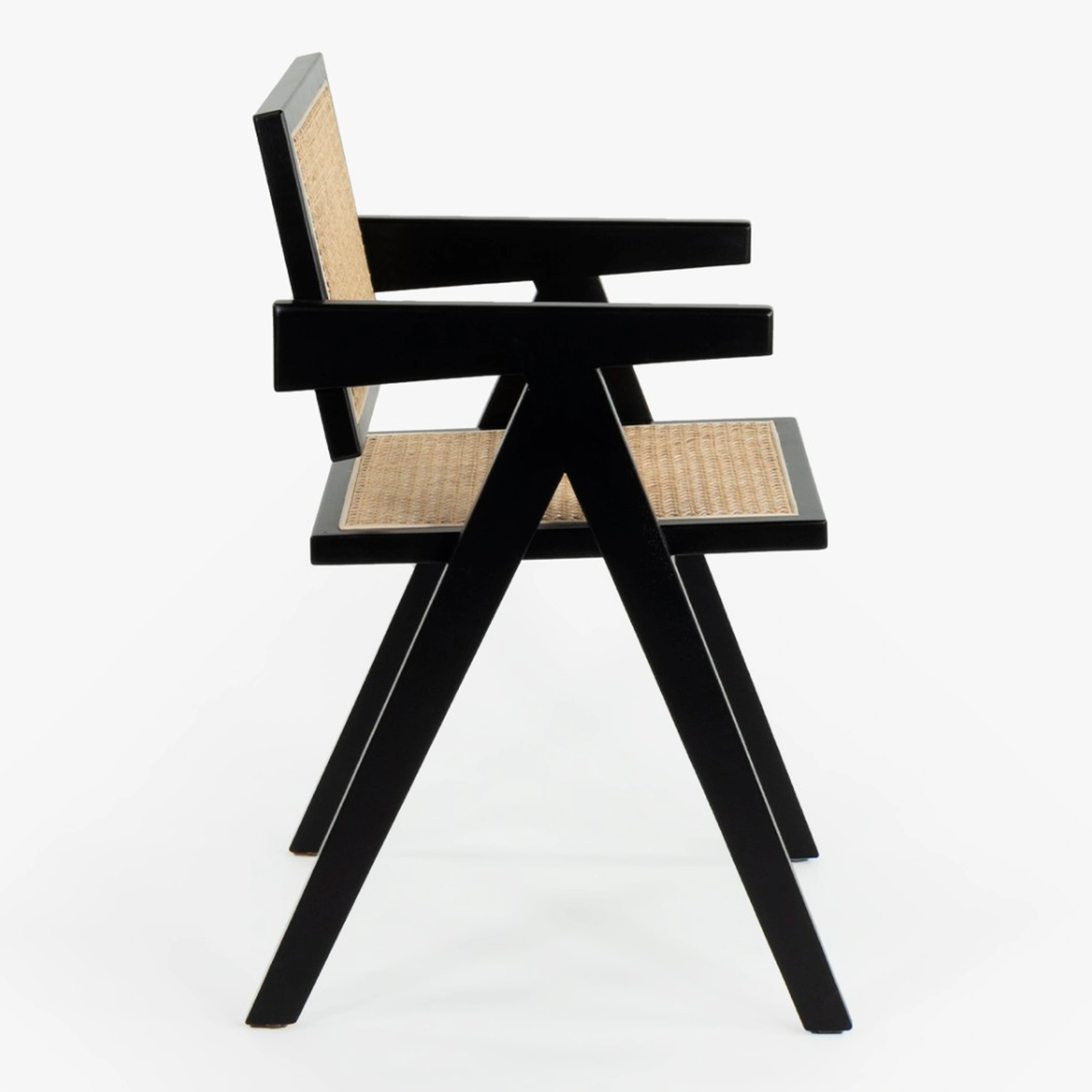 Silla Profesional de Madera y Ratán Oslo con Reposabrazos - Imagen 13