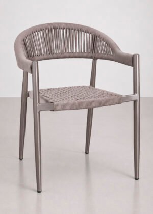 silla exterior apilable de aluminio gris y cuerda