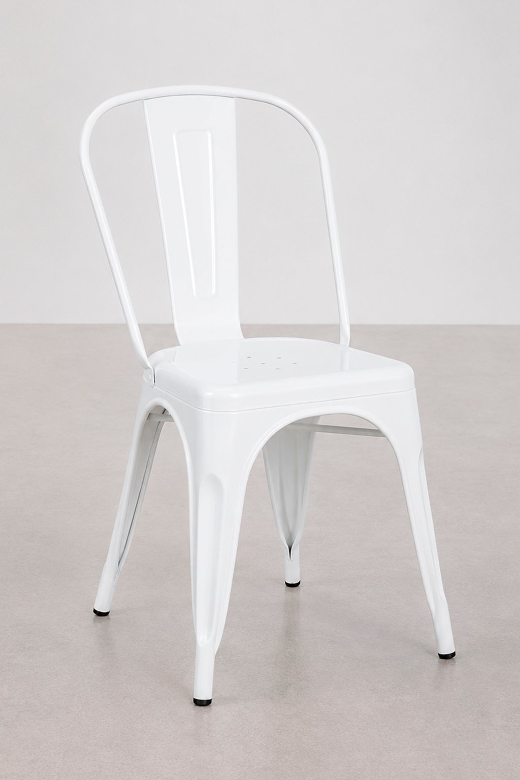 silla estilo industrial blanca