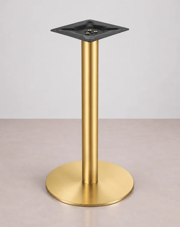pied de table central CHR