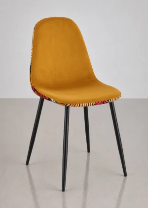 silla terciopelo mostaza