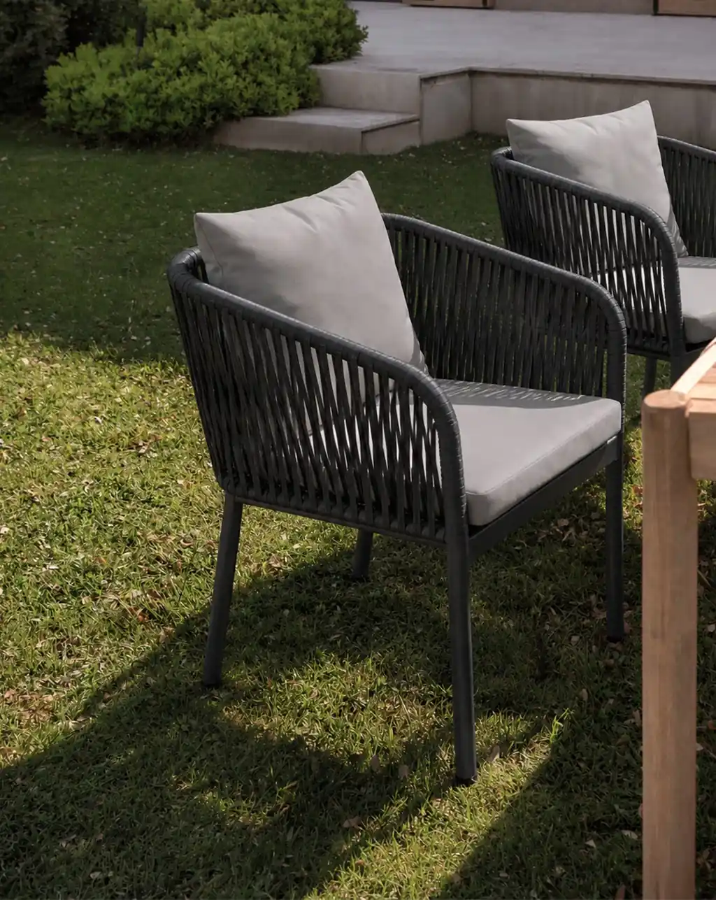 silla de patio de aluminio y mimbre