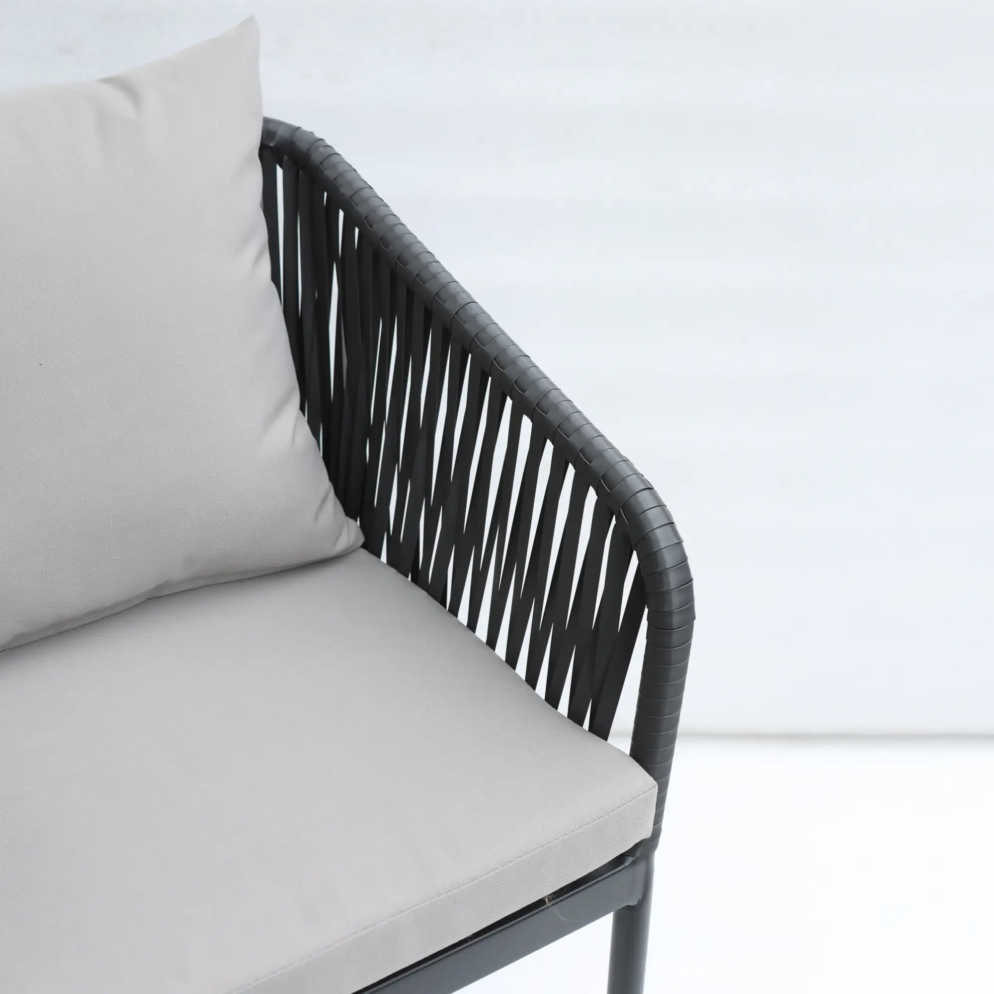 Silla Profesional de Exterior Profesional de Mimbre Sintético Sophi con Cojines - Imagen 13