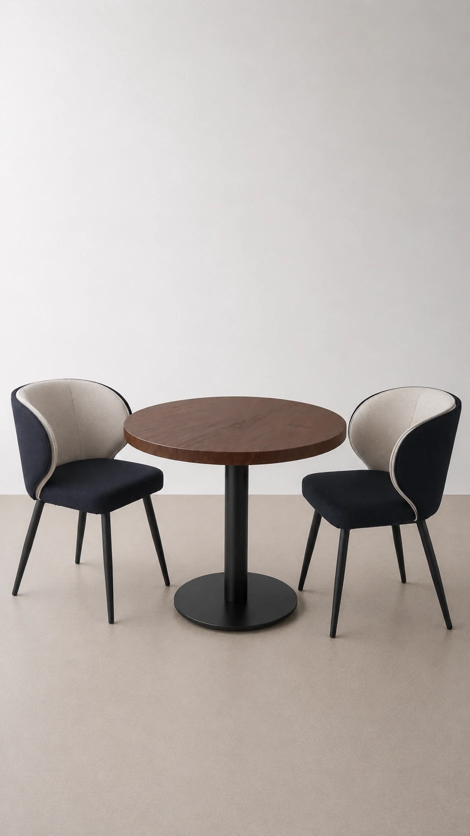 tablero madera maciza abeto con sillas tapizadas