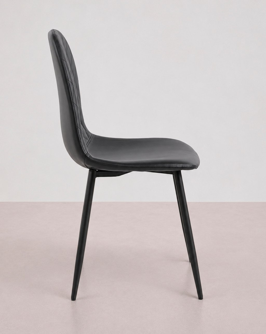 silla de polipiel negra