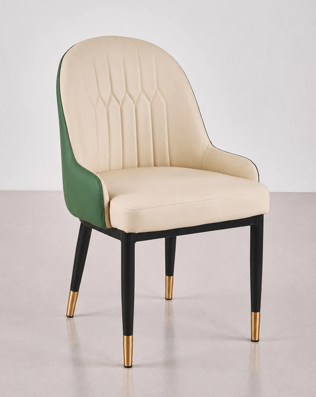 silla acolchada con brazos