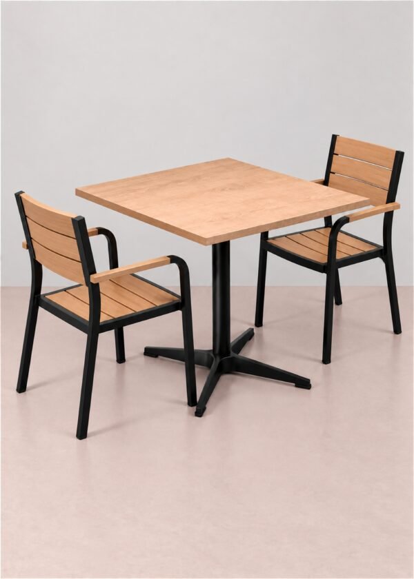chaises et table CHR