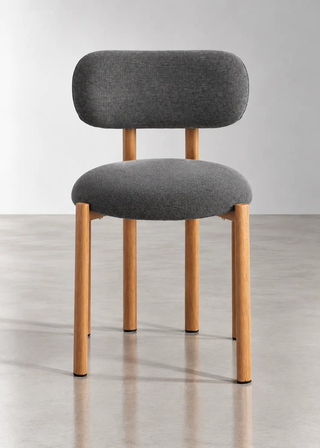 silla nórdica de roble tapizada