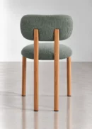 chaise au design nordique pour salle à manger