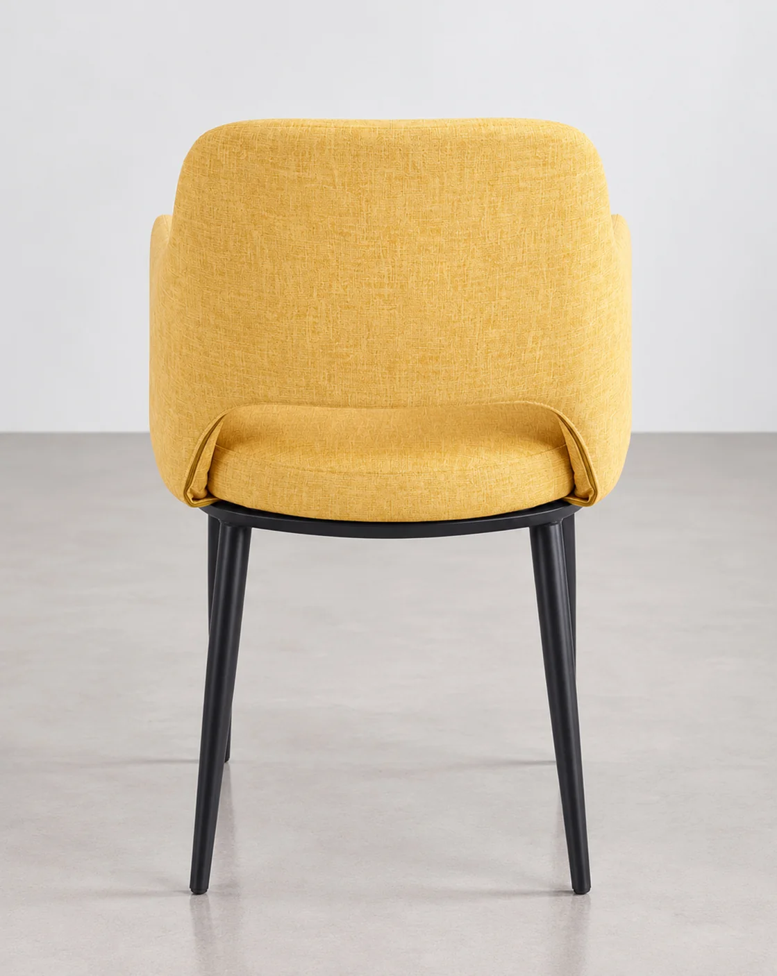 silla de comedor tapizada mostaza